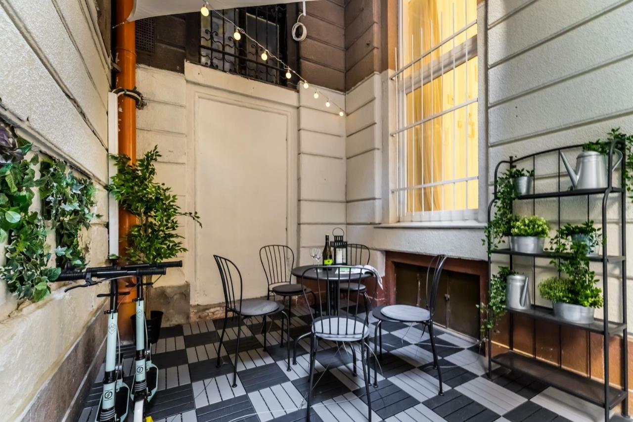 Bpr Vintage Garden Apartment With Terrace & Sauna Boedapest Buitenkant foto